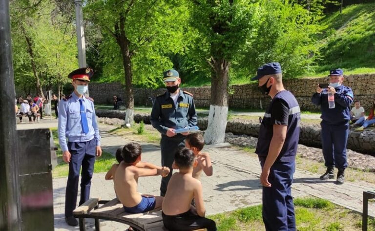 Шымкент: Шомылу маусымына орай қауіпсіздік шаралары түсіндірілуде