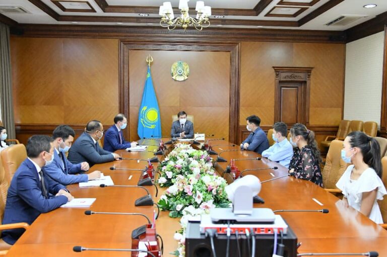 ҚАЛА ӘКІМІ ШАХМАТ БӘСЕКЕСІНІҢ ЖЕҢІМПАЗДАРЫН МАРАПАТТАДЫ<br />
<b>Deprecated</b>: strip_tags(): Passing null to parameter #1 ($string) of type string is deprecated in <b>/var/www/vhosts/aptanews.kz/aptamedia.kz/wp-content/themes/Newspaper/loop-single.php</b> on line <b>64</b><br />
ҚАЛА ӘКІМІ ШАХМАТ БӘСЕКЕСІНІҢ ЖЕҢІМПАЗДАРЫН МАРАПАТТАДЫ