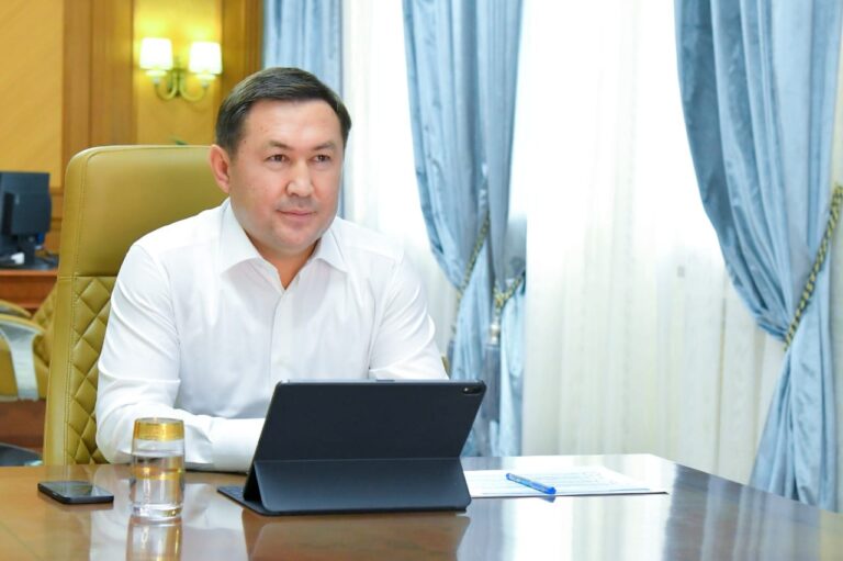 ҚАЛА ӘКІМІ ТҰРҒЫН ҮЙДІ БАСҚАРУДЫҢ ЖАҢА РЕФОРМАСЫН ТҮСІНДІРДІ