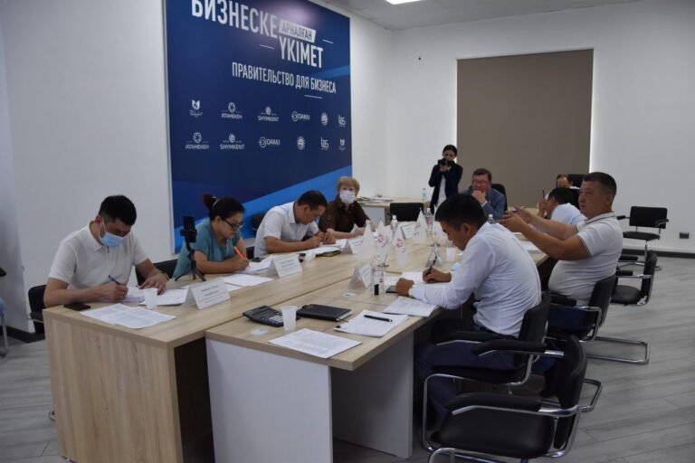 ИННОВАЦИЯЛЫҚ ЖОБАЛАР БОЙЫНША 205 ӨТІНІМ ТҮСТІ