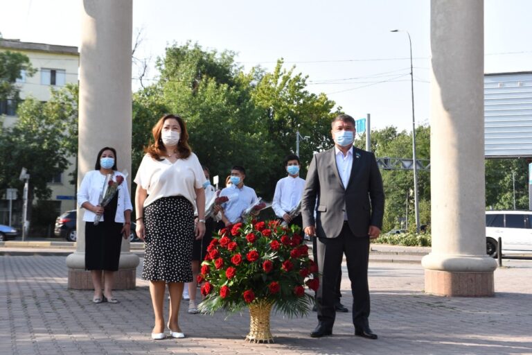 АБАЙ ҚҰНАНБАЕВТЫҢ МЕРЕКЕСІ ҰЛЫҚТАЛДЫ