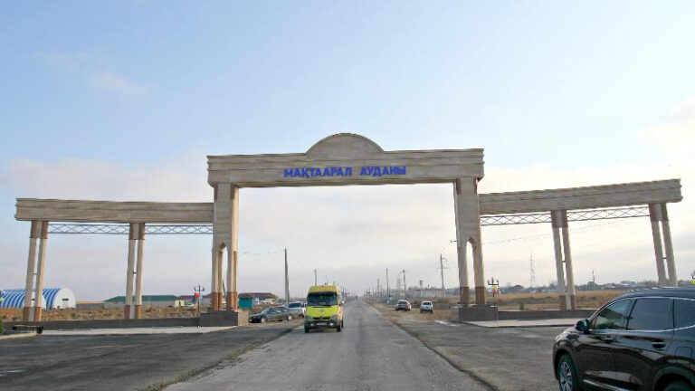 ӨМІРЗАҚ ШӨКЕЕВ МАҚТААРАЛДАҒЫ ӨЗЕКТІ МӘСЕЛЕЛЕРДІ ШЕШУГЕ КҮШ САЛУДЫ ТАПСЫРДЫ