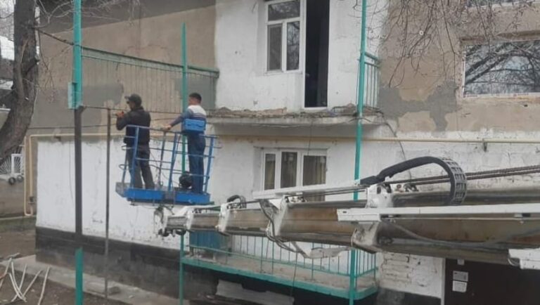 ТҮРКІСТАНДА ЕСКІ ҒИМАРАТТАРДЫ ТАЛАПҚА СӘЙКЕСТЕНДІРУ ЖҰМЫСТАРЫ ЖҮРГІЗІЛУДЕ