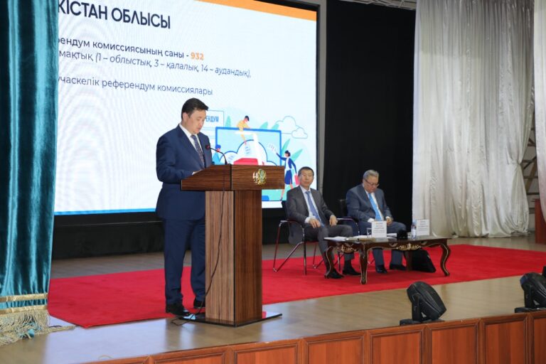 Түркістан: Республикалық референдумды ұйымдастыру мен өткізу мәселелері жөнінде семинар-кеңес өтті