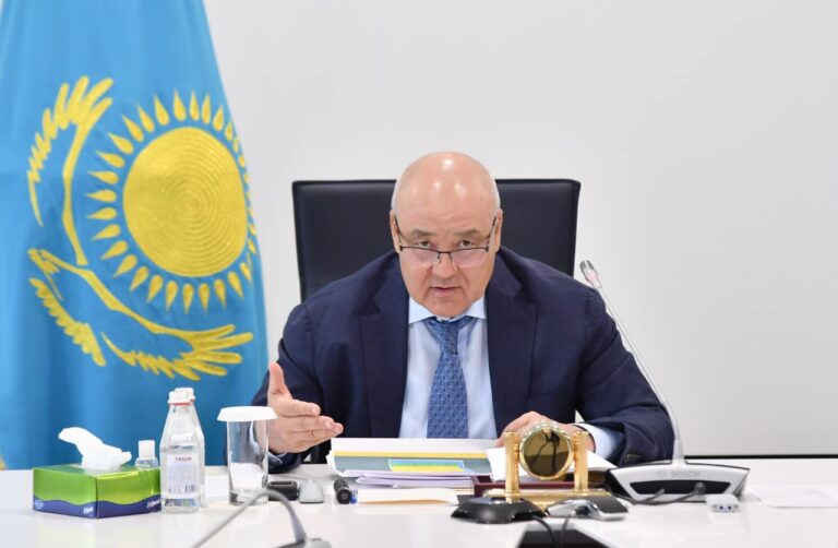РЕСПУБЛИКАДАҒЫ МЕКТЕПТЕРДІҢ ТӨРТТЕН БІРІ ТҮРКІСТАН ОБЛЫСЫНДА САЛЫНАДЫ