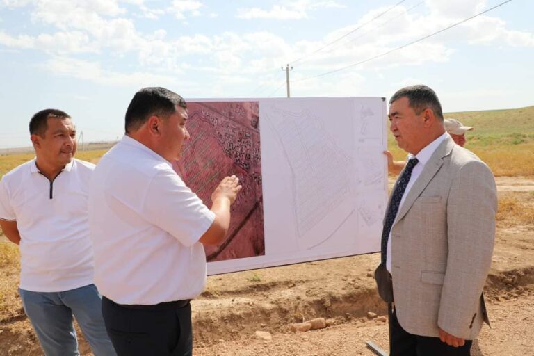 ТҮРКІСТАН: САРЫАҒАШТА 500-ГЕ ЖУЫҚ ТҰРҒЫНҒА ЖЕР УЧАСКЕЛЕРІ БЕРІЛМЕК