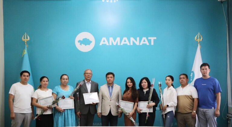 «AMANAT»: КӘСІБИ МЕРЕКЕ ИЕЛЕРІ ПАРТИЯНЫҢ МАРАПАТЫНА ИЕ БОЛДЫ<br />
<b>Deprecated</b>: strip_tags(): Passing null to parameter #1 ($string) of type string is deprecated in <b>/var/www/vhosts/aptanews.kz/aptamedia.kz/wp-content/themes/Newspaper/loop-single.php</b> on line <b>64</b><br />
«AMANAT»: КӘСІБИ МЕРЕКЕ ИЕЛЕРІ ПАРТИЯНЫҢ МАРАПАТЫНА ИЕ БОЛДЫ