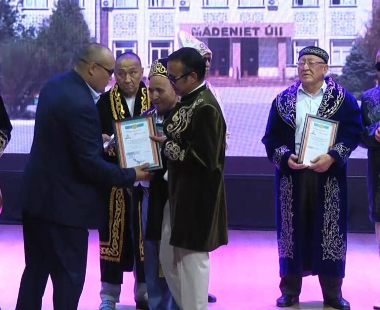 ТҮРКІСТАН: АРЫСТА ЗАҒИП ЖАНДАР АРАСЫНДА «ӨНЕР ӘЛЕМІ» АТТЫ БАЙҚАУ ӨТТІ