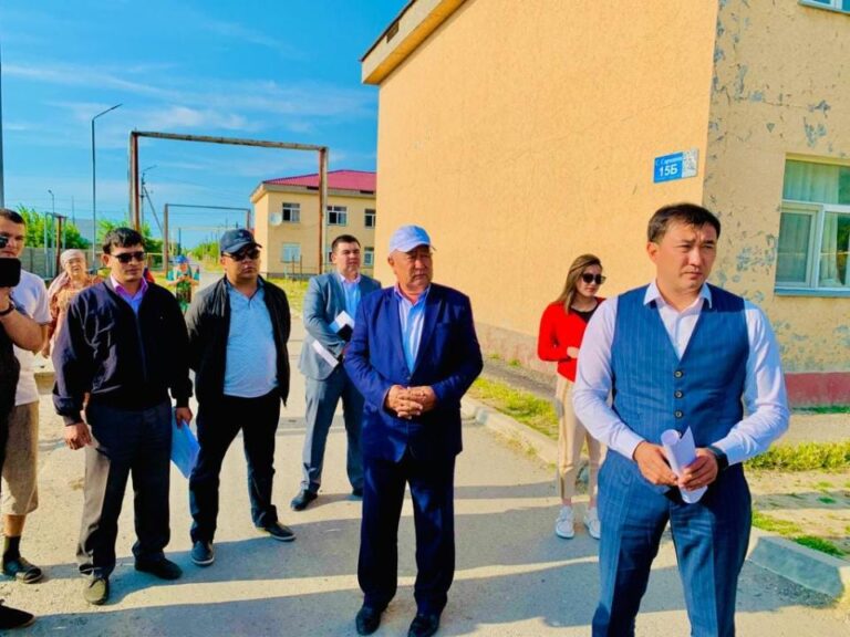 ТҮРКІСТАН: КӨППӘТЕРЛІ КОММУНАЛДЫҚ ТҰРҒЫН ҮЙЛЕРДІҢ МӘСЕЛЕСІ ТАЛҚЫЛАНДЫ
