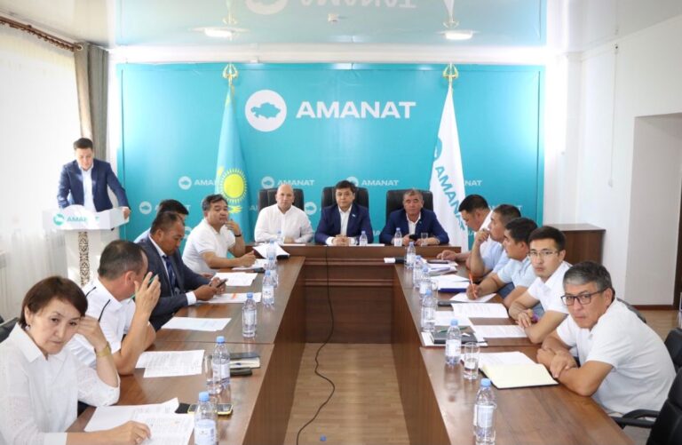 «AMANAT»: МЕКТЕПТЕРДІҢ ҚҰРЫЛЫСЫ НЕГЕ ТОҚТАП ТҰР?
