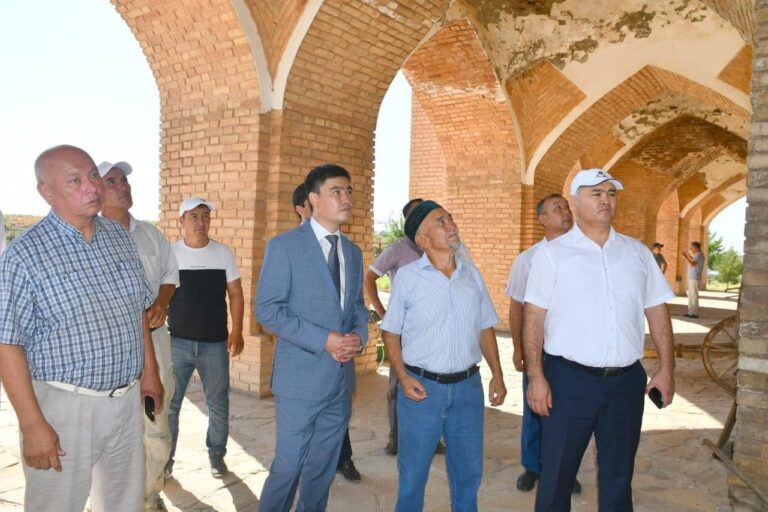ТҮРКІСТАН: ОРДАБАСЫДАҒЫ «ИШАН БАЗАР» МЕШІТІНЕ НАЗАР АУДАРЫЛАДЫ