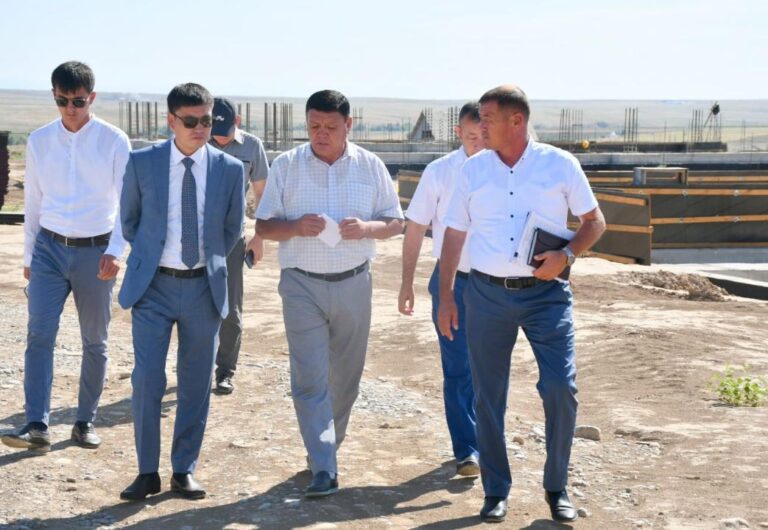 ТҮРКІСТАН: ОРДАБАСЫ АУДАНЫНДА 600 ОРЫНДЫҚ МЕКТЕПТІҢ ҚҰРЫЛЫСЫ ҚЫЗУ ЖҮРГІЗІЛУДЕ