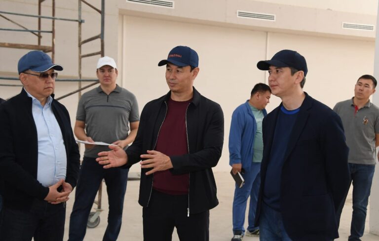 ТҮРКІСТАН ОБЛЫСЫНЫҢ ӘКІМІ МЕРДІГЕРЛЕРГЕ БІРНЕШЕ ТАЛАП ҚОЙДЫ