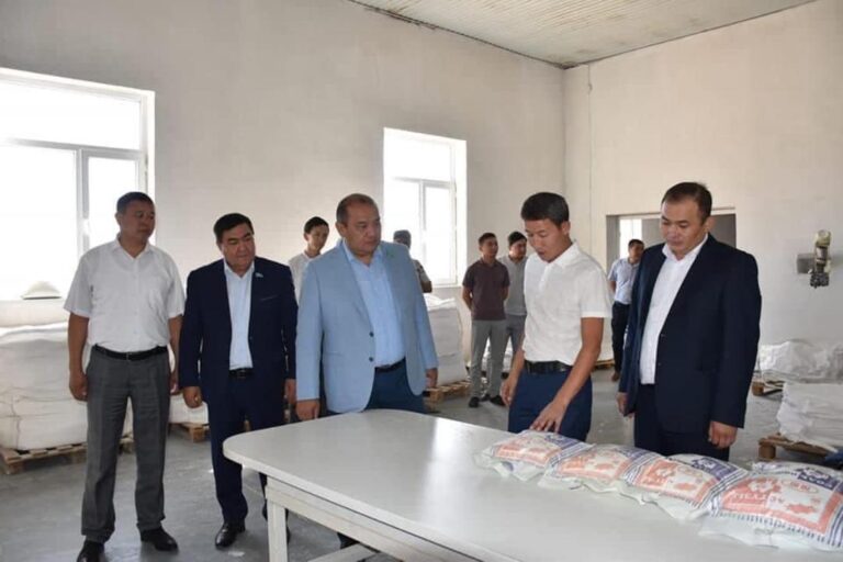 ТҮРКІСТАН: МӘЖІЛІС ДЕПУТАТЫ СОЗАҚТЫҚТАРМЕН КЕЗДЕСТІ
