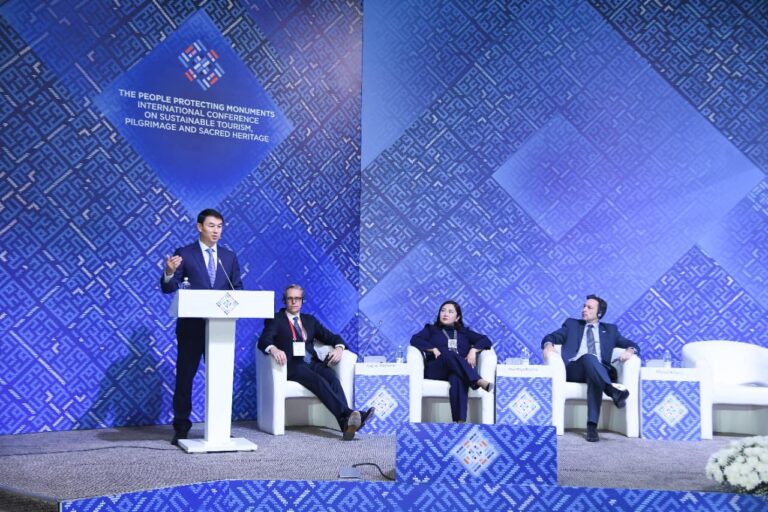 ТҮРКІСТАНДА  «ЕСКЕРТКІШТЕРДІ ҚОРҒАЙТЫН ХАЛЫҚ» ХАЛЫҚАРАЛЫҚ КОНФЕРЕНЦИЯСЫ БАСТАЛДЫ