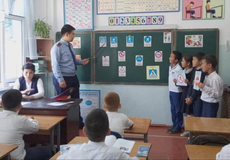 ТҮРКІСТАН ҚАЛАСЫНДА ҚАУІПСІЗ ЖОЛ ЖҮРІСІ АПТАЛЫҒЫ ӨТКІЗІЛДІ