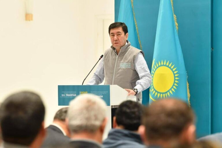 РЕСПУБЛИКАЛЫҚ ҚОҒАМДЫҚ ШТАБ МҮШЕЛЕРІ ТҮРКІСТАНДА