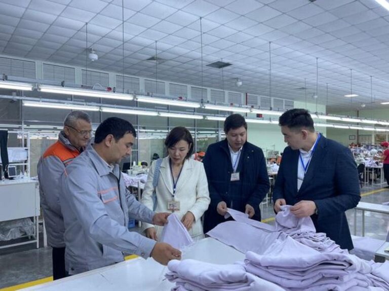 ТУРКЕСТАНСКАЯ ДЕЛЕГАЦИЯ ОЗНАКОМИЛАСЬ С ПРОИЗВОДСТВЕННЫМ ПОТЕНЦИАЛОМ УЗБЕКИСТАНА