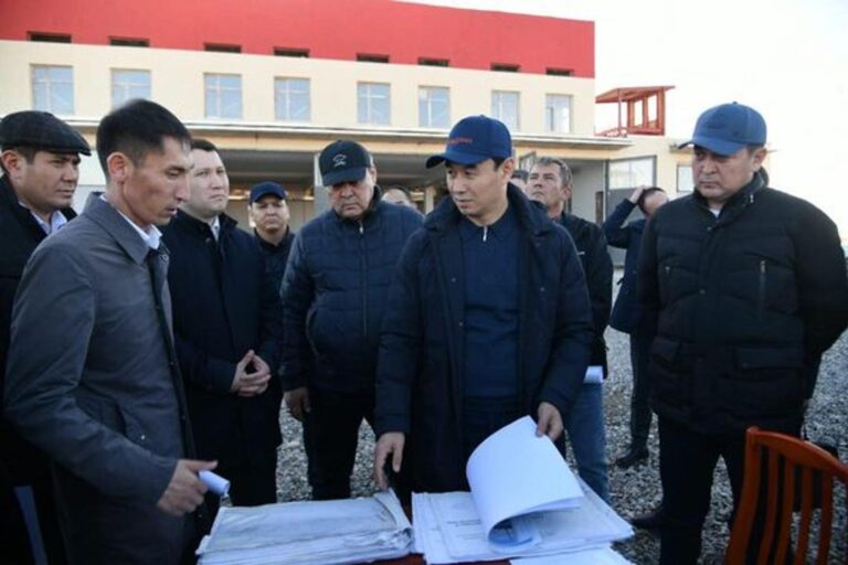 ДАРХАН САТЫБАЛДЫ ОЗНАКОМИЛСЯ С РАБОТОЙ СЭЗ TURKISTAN