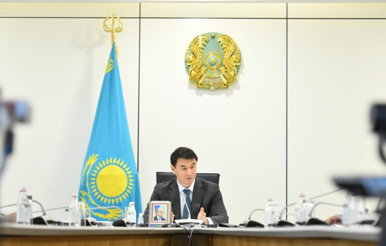 ТУРКЕСТАН: АКТУАЛЬНЫЕ ВОПРОСЫ ОТОПИТЕЛЬНОГО СЕЗОНА ОБСУДИЛИ В АКИМАТЕ