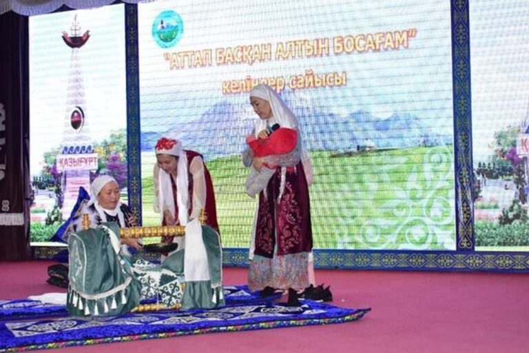 ТҮРКІСТАН: ҚАЗЫҒҰРТТА КЕЛІНДЕР БАЙҚАУЫ ӨТТІ