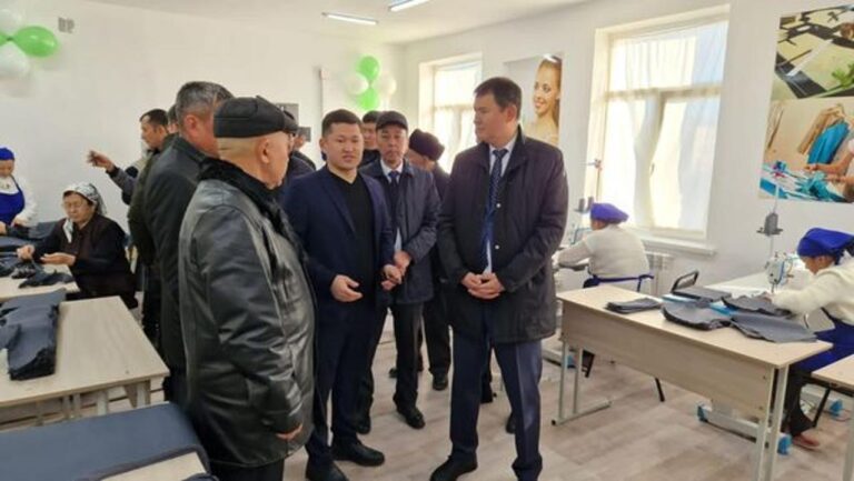 ТУРКЕСТАН: В ШАРДАРЕ ОТКРЫЛСЯ ШВЕЙНЫЙ ЦЕХ