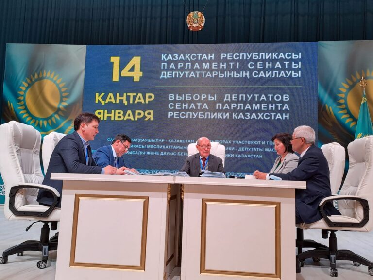СЕНАТ САЙЛАУЫ: ТҮРКІСТАН ОБЛЫСЫНЫҢ ДЕПУТАТТАРЫ ӨЗ ТАҢДАУЫН ЖАСАДЫ