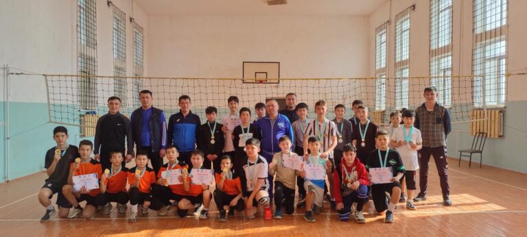 ЖЕТІСАЙДА ЖАСӨСПІРІМДЕР АРАСЫНДА ВОЛЕЙБОЛДАН АШЫҚ БІРІНШІЛІК ӨТТІ