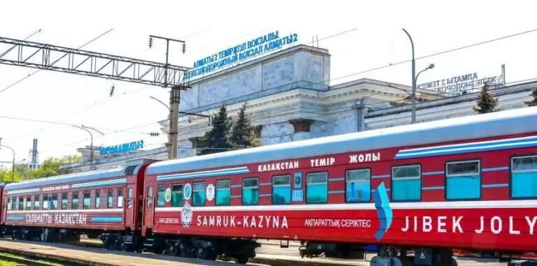 ТҮРКІСТАН: “САЛАМАТТЫ ҚАЗАҚСТАН” МЕДИЦИНАЛЫҚ ПОЙЫЗЫ КЕЛЕДІ