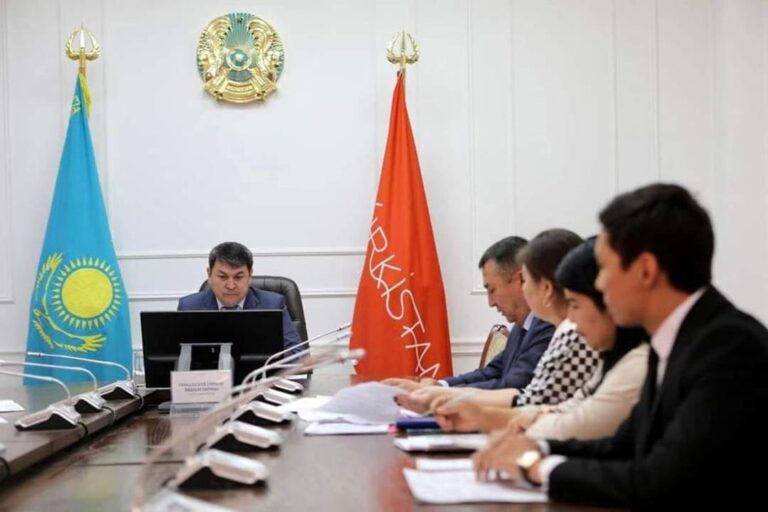 Қала әкімі идеология саласында атқарылған жұмыстарды саралады