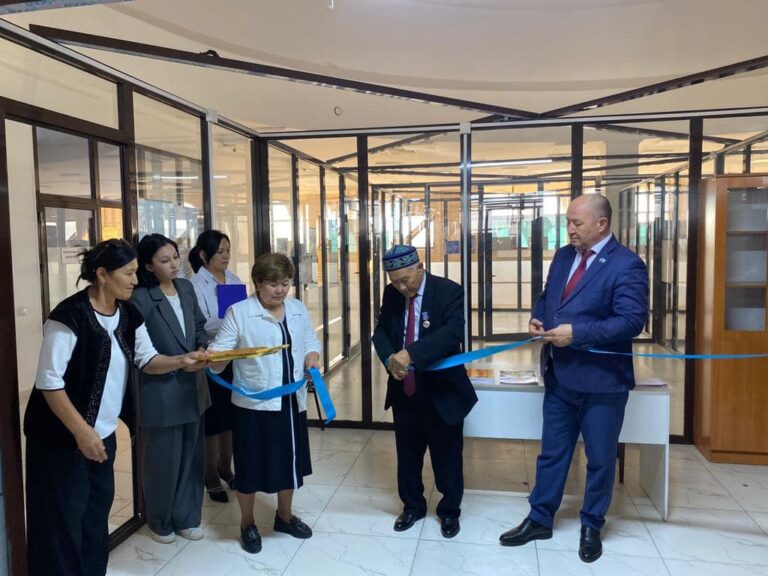 Әкімдікте кітапхана ашылды