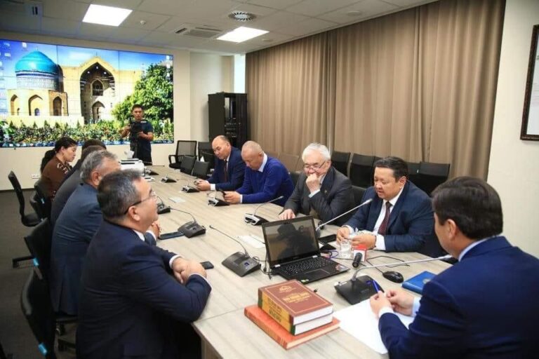 ТҮРКІСТАНДА ҚАЛАМГЕРЛЕРМЕН ЖЫЛ СОҢЫНА ДЕЙІН 20 ӘДЕБИ КЕЗДЕСУ ӨТЕДІ