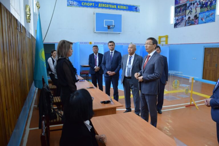 НҰРЛАН ӘБДІРОВ СОЗАҚ АУДАНЫНА БАРДЫ