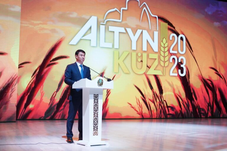 ТҮРКІСТАН ОБЛЫСЫ АУЫЛ ШАРУАШЫЛЫҒЫНДАҒЫ ӨНІМ КӨЛЕМІ БОЙЫНША РЕСПУБЛИКАДА БІРІНШІ ОРЫНҒА ШЫҚТЫ