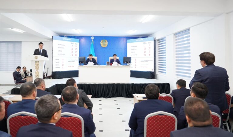 ТҮРКІСТАН: САУРАН АУДАНЫН ДАМЫТУ БОЙЫНША НАҚТЫ ТАПСЫРМАЛАР БЕРІЛДІ