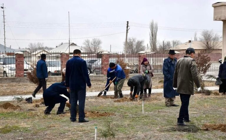 ЖАҢАРУ КҮНІНДЕ СОЗАҚ АУДАНЫНДА 4 МЫҢНАН АСТАМ АҒАШ КӨШЕТІ ЕГІЛДІ<br />
<b>Deprecated</b>: strip_tags(): Passing null to parameter #1 ($string) of type string is deprecated in <b>/var/www/vhosts/aptanews.kz/aptamedia.kz/wp-content/themes/Newspaper/loop-single.php</b> on line <b>64</b><br />
ЖАҢАРУ КҮНІНДЕ СОЗАҚ АУДАНЫНДА 4 МЫҢНАН АСТАМ АҒАШ КӨШЕТІ ЕГІЛДІ