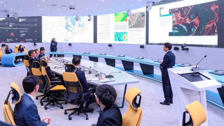 Президент Қазақстанды IT-елге айналдыру үшін стратегиялық маңызды міндет қойды