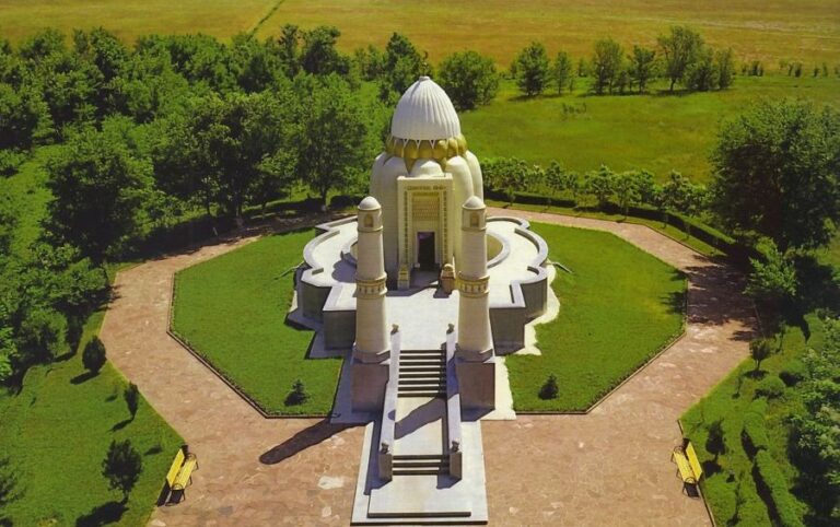 «КИЕЛІ МЕКЕН»: БӘЙДІБЕК АТА МЕН ДОМАЛАҚ АНА КЕСЕНЕЛЕРІНДЕ СЕНБІЛІК ӨТТІ