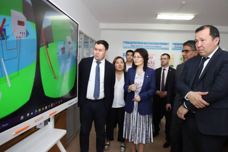 Жаңа технология: ХҚТУ-де қос бірдей зертхана жұмыс істеуде