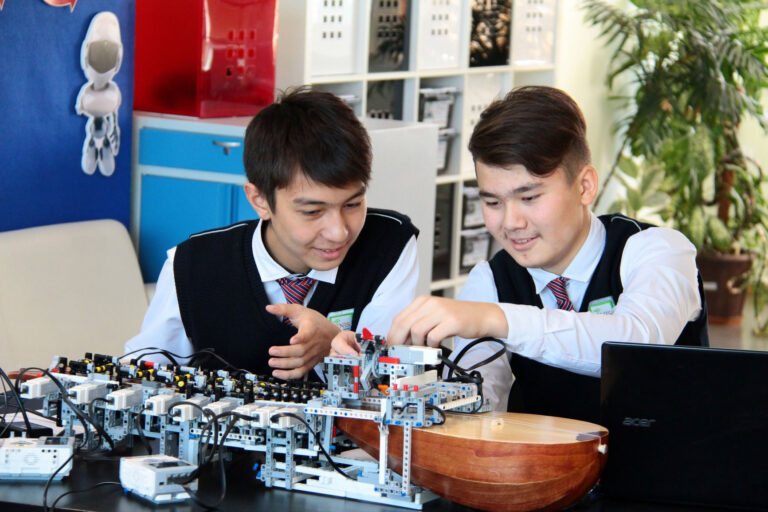 Робототехникамен айналысудың пайдасы қандай?