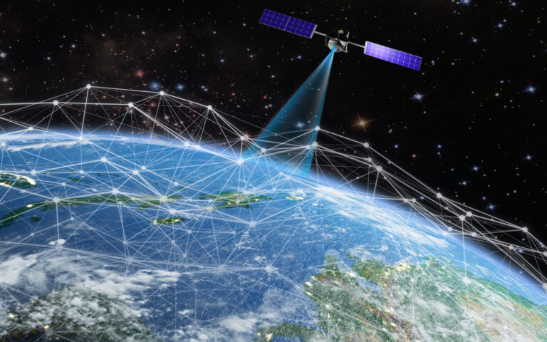 ТҮРКІСТАН ОБЛЫСЫНЫҢ ШАЛҒАЙ АУЫЛДАРЫНДАҒЫ 329 МЕКТЕПКЕ STARLINK СПУТНИКТІК ИНТЕРНЕТІ ОРНАТЫЛДЫ