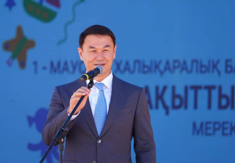 ТҮРКІСТАНДА ХАЛЫҚАРАЛЫҚ БАЛАЛАРДЫ ҚОРҒАУ КҮНІНДЕ 500 ОҚУШЫ БІР МЕЗЕТТЕ КҮЙ ТАРТТЫ<br />
<b>Deprecated</b>: strip_tags(): Passing null to parameter #1 ($string) of type string is deprecated in <b>/var/www/vhosts/aptanews.kz/aptamedia.kz/wp-content/themes/Newspaper/loop-single.php</b> on line <b>64</b><br />
ТҮРКІСТАНДА ХАЛЫҚАРАЛЫҚ БАЛАЛАРДЫ ҚОРҒАУ КҮНІНДЕ 500 ОҚУШЫ БІР МЕЗЕТТЕ КҮЙ ТАРТТЫ