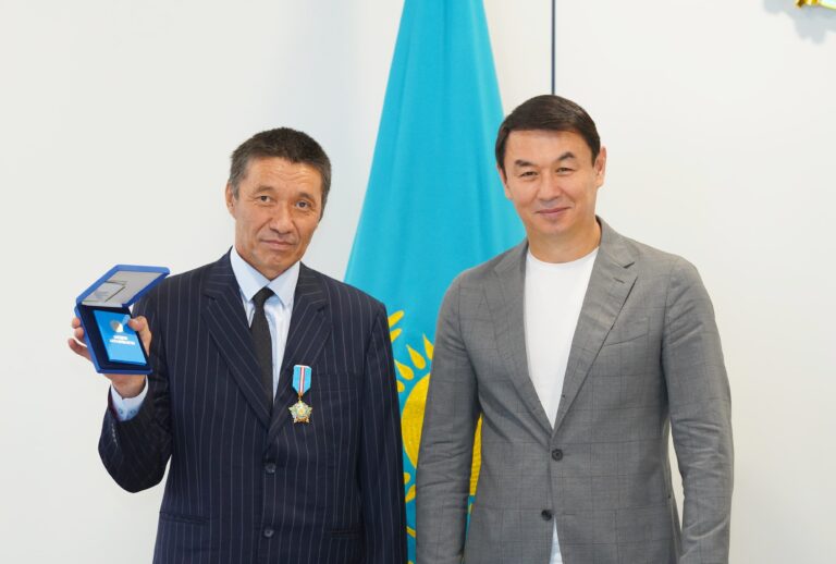 ТҮРКІСТАНДА ТӘЖІРИБЕЛІ МЕТАЛЛУРГКЕ «ҚҰРМЕТ» ОРДЕНІ ТАПСЫРЫЛДЫ<br />
<b>Deprecated</b>: strip_tags(): Passing null to parameter #1 ($string) of type string is deprecated in <b>/var/www/vhosts/aptanews.kz/aptamedia.kz/wp-content/themes/Newspaper/loop-single.php</b> on line <b>64</b><br />
ТҮРКІСТАНДА ТӘЖІРИБЕЛІ МЕТАЛЛУРГКЕ «ҚҰРМЕТ» ОРДЕНІ ТАПСЫРЫЛДЫ
