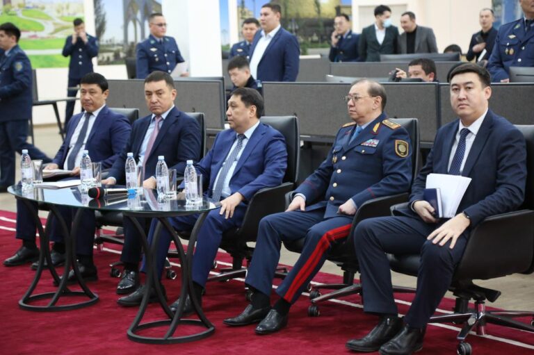 ҚР ІІМ орынбасары С.Сәрсенов Түркістан облысы полицейлерінің атқарған жұмысын бақылап, облыс әкімімен кездесті<br />
<b>Deprecated</b>: strip_tags(): Passing null to parameter #1 ($string) of type string is deprecated in <b>/var/www/vhosts/aptanews.kz/aptamedia.kz/wp-content/themes/Newspaper/loop-single.php</b> on line <b>64</b><br />
ҚР ІІМ орынбасары С.Сәрсенов Түркістан облысы полицейлерінің атқарған жұмысын бақылап, облыс әкімімен кездесті