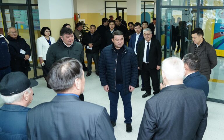 ТҮРКІСТАН: ШАРДАРА АУДАНЫНДА 1200 ОРЫНДЫҚ «ЖАЙЛЫ МЕКТЕПТІҢ» ҚҰРЫЛЫСЫ АЯҚТАЛДЫ