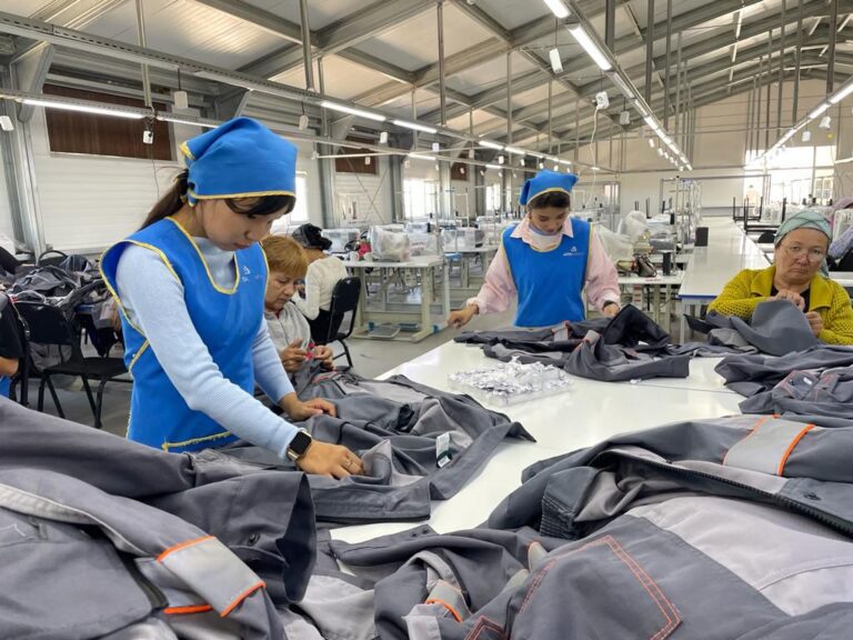 Түркістан: Колледж студентері кәсіптік практиканы «Turkestan Textile» ЖШС мекемесінде өткізуде