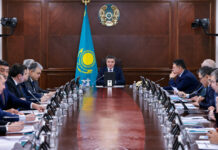 Олжас Бектенов су тасқынына қарсы шараларды үйлестіру жөніндегі республикалық штаб отырысын өткізді