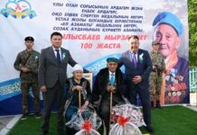 ТҮРКІСТАН: СОЗАҚТА СҰРАПЫЛ СОҒЫСТЫҢ ҚАРТ МАЙДАНГЕРІНЕ ҚҰРМЕТ КӨРСЕТІЛДІ