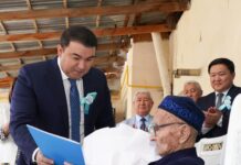 ТҮРКІСТАН: КЕНТАУДА 100 ЖАСТАҒЫ СОҒЫС АРДАГЕРІНЕ ҚҰРМЕТ КӨРСЕТІЛДІ