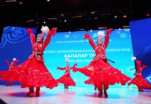 ТҮРКІСТАН: «БАЛАЛАР ҮНІ» ФЕСТИВАЛІНДЕ 600-ДЕН АСТАМ БАЛА ӨНЕР КӨРСЕТТІ